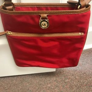 Michael kors crossbody